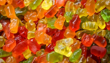 V obľúbených cukríkoch našli konope. Do želé sa nedostalo vo výrobe, bráni sa známa firma