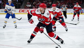 Spoluhráč Fehérváryho si od hokeja oddýchne dlhšie. Jeho absencia sa po operácii môže poriadne natiahnuť