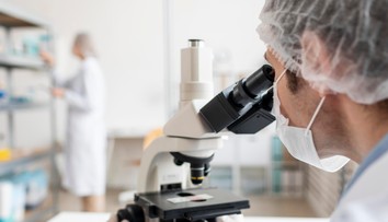 Francúzski vedci varujú: Mutácia jedného vírusu môže spôsobiť pandémiu horšiu než COVID-19