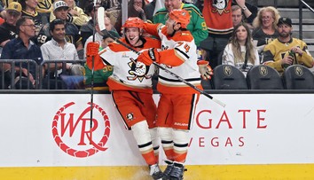 Nečakaný krok Philadelphie, mladému Švédovi ponúkla šialenú zmluvu. Anaheim musí reagovať