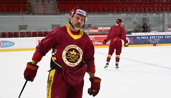 Tradičná hokejová bašta bojuje o zotrvanie medzi elitou. Štartuje baráž v špeciálnom systéme