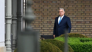 Orbánov Fidesz čelí policajnej razii. Vyšetrovatelia zaistili systémy a databázy strany