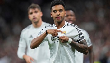 VIDEO: Real Madrid v šlágri zdolal mestského rivala, Arsenal rozdrvil PSV. Dortmund neudržal vedenie