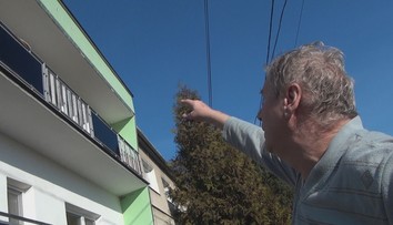 Polícia v Beluši rieši bizarný prípad: Spor medzi chlapmi skončil skokom z balkóna