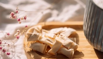 Popularita kofeínových vrecúšok medzi mladými rastie. Odborníci varujú pred vážnymi rizikami