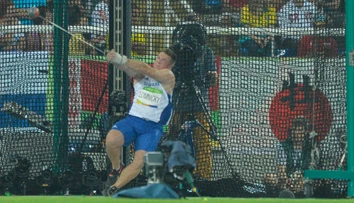 Životný úspech kladivára Lomnického. V Riu skončil piaty