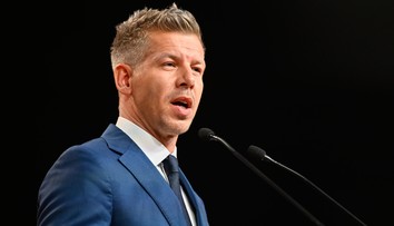 Magyar chce zastaviť vysielanie falošných správ. Verejnoprávne média označil za továreň na klamstvá