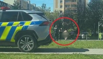 Najprv pri škole, potom na zastávke: Nahá žena vyvolala v Trnave rozruch, zasahovali záchranné zložky