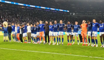 Schalke prerušilo unikátnu sériu, Bayern prvý raz po 67 kolách nie je na čele Bundesligy. Elversberg opäť víťazne