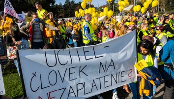 Štátni zamestnanci si neprilepšia. Odborári sa opäť nedohodli s vládou na zvýšení ich platov