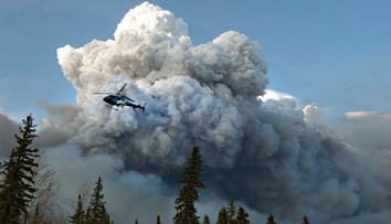 Alberta v plameňoch. Ničivý požiar neutícha