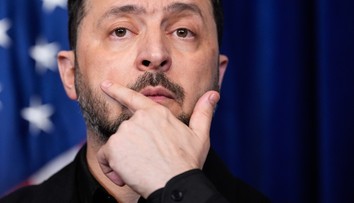 VIDEO: Zelenskyj sa neudržal, keď Trump táral o Putinovi. Jeho výraz tváre hovorí za všetko