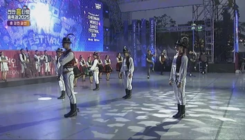 Folklórny súbor si doniesol domov obrovskú cenu. Domáci ich vítali ako olympijských víťazov