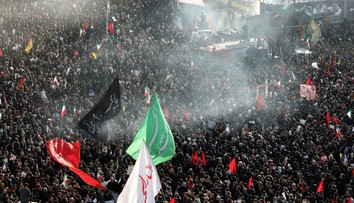 S generálom Solejmáním sa lúčili státisíce Iráncov. Jeho dcéra sľúbila pomstu Američanom