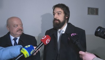 V prípade fekálnych útokov ho oslobodili, na krku má iné obvinenie. M. Mackovi pripisujú útok v električke