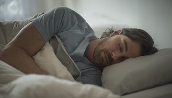 Nočné sovy verzus ranné vtáčatá. Vedci sa pozreli na to, ako sa tieto tipy ľudí líšia a či je jeden lepší ako druhý