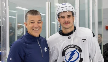 Veľký slovenský talent by mohol byť v NHL skôr, ako sa čakalo. Expert vidí obrovský potenciál