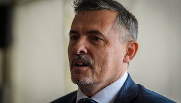 Machala chce SŠA namiesto USA. Jazykovedci hovoria jasne