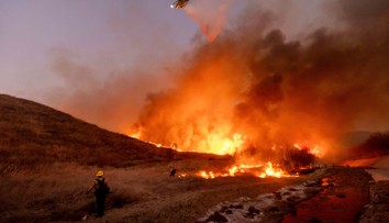 V Los Angeles stále nachádzajú obete požiarov. Po troch mesiacoch ich počet opäť stúpol