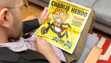 Charlie Hebdo je terčom vyhrážok za kresbu islamológa obvineného zo zneužívania