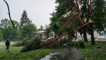 FOTO: Po búrke v Prešove zostala hotová skaza. Snímky z mesta trhajú srdce
