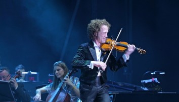 V Írsku žiari slovenská hviezda. Rodák z Bratislavy vypredáva najväčšie koncertné arény