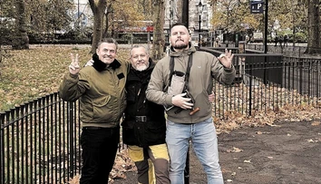 Oskar Rózsa reaguje na kritiku. Zverejnil ďalšie dve verzie štátnej hymny