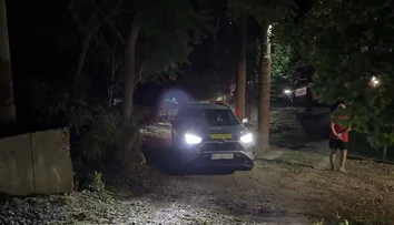 Dráma v Bratislave. Muž so sekerou v ruke ohrozoval susedov