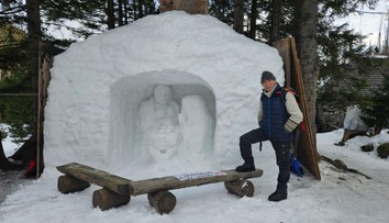 Legendárny betlehem zo snehu vo Vysokých Tatrách je už dokončený. Pozrite sa, ako vyzerá