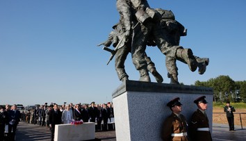 Uplynulo 75 rokov odo dňa D. Macron a Mayová položili základný kameň nového pamätníka