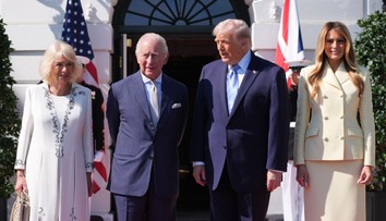 FOTO: Kráľ Karol a kráľovná Kamila na oficiálnej návšteve v USA. Trump ich privítal v Bielom dome