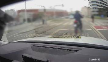 Naháňačka ako z filmu v Brne: Motorkár unikal polícii, po páde prišlo šokujúce zistenie