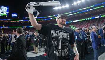 Super Bowl mal jasný priebeh. Seattle Seahawks nedal súperovi šancu a oslavuje zisk trofeje