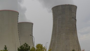 Tretí blok Mochoviec je už v plnej prevádzke. Obyvatelia zaniknutej obce si pripomínajú výročie vysídlenia