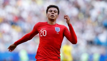 Zabudnite na tanec pri aute. Hviezda Tottenhamu prišla s touto krkolomnou výzvou