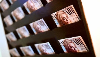 Najhoršie upravené fotky v prestížnom magazíne. Pre toto editora vyhodili