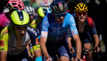 Zranenia Chrisa Froomea po nehode boli vážnejšie, ako sa zdalo. Slávny cyklista bol v ohrození života