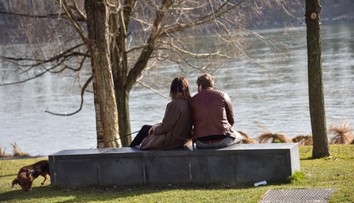 Eurobarometer: Väčšina Slovákov je spokojná so svojím životom, už menej sme spokojní so stavom demokracie