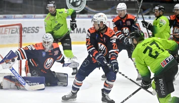 Extraliga: Úchvatná forma Žiliny pokračuje, Vlci dobyli aj Zemplín. Poprad si napravil chuť
