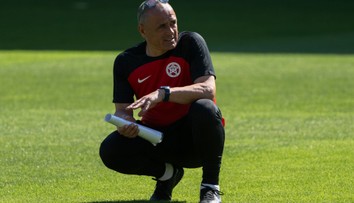 Bývalý reprezentant reaguje na slová Calzonu: S kritikou sa asi ešte nestretol, mal by sa nám poďakovať