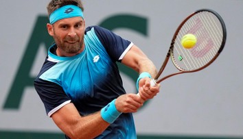 Slovenská púť v Davis Cupe dlhé trvanie nemala: Gombos aspoň na poslednú chvíľu odvrátil debakel