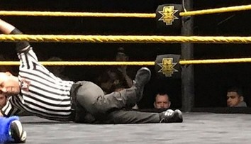 VIDEO: Hrozivé zábery z wrestlingu. Rozhodca si počas duelu zlomil nohu