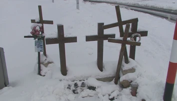 Lemuje ju až deväť krížov a miestni ju volajú križovatka smrti. Úsek konečne zrekonštruovali