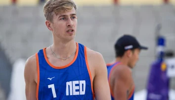 Fanúšikovia vypískali kontroverzného olympionika. Volejbalista znásilnil maloletú, odsedel si len jeden rok