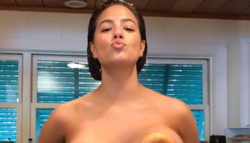 V kuchyni so známou modelkou. Mládeži neprístupné