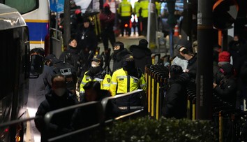 Vyšetrovatelia prišli zatknúť juhokórejského prezidenta Juna