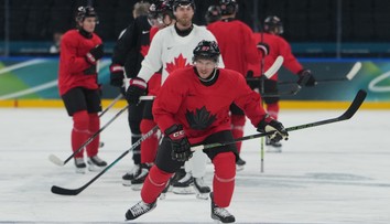 Kanadskí hokejisti opustili olympijskú dedinu. K jedinému cieľu na olympiáde im má pomôcť luxus