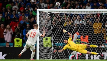 Taliani po penaltovej dráme postúpili cez Španielsko do finále ME