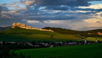 Horúčavy na Slovensku udrú naplno, potom príde zlom. Od západu sa blíži výrazná zmena počasia