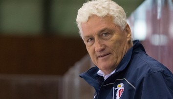 Hokejovú verejnosť zasiahla šokujúca správa. Zomrel tréner Miloš Říha (†61)
